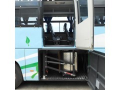 WL-T-1600客车行李舱用升降机
